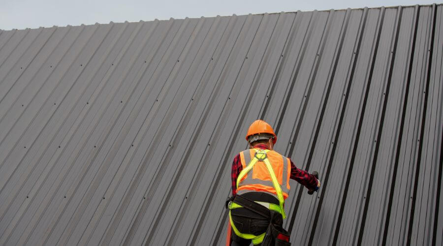 Expert top industrial roofings services in Columbus, KS